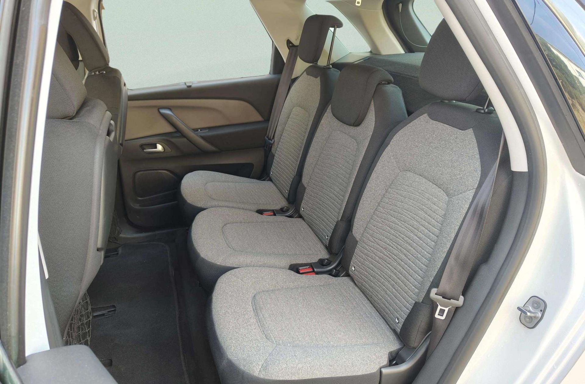 Citroën C4 Picasso PureTech 130 Live Edition - foto 10