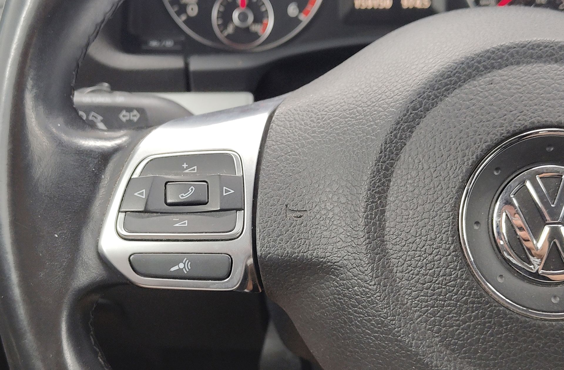Volkswagen Scirocco 2.0 TDI BMT - foto 23