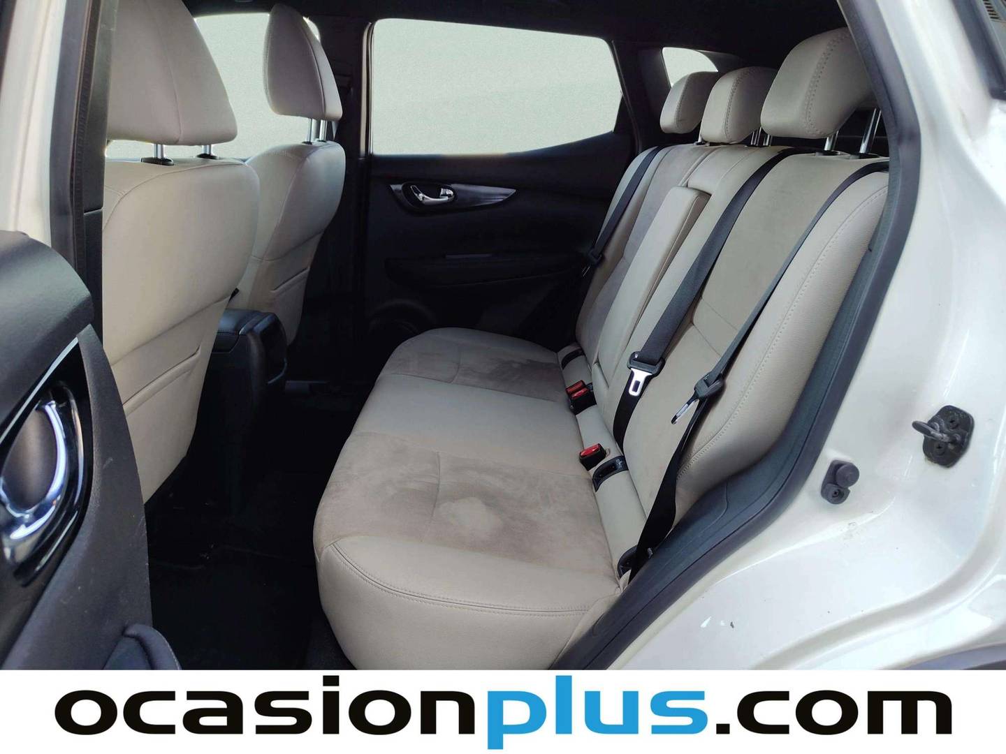 Foto asientos traseros Nissan QASHQAI Nissan Qashqai 1.6 dCi Tekna Premium 4x2 XTronic (130 CV)