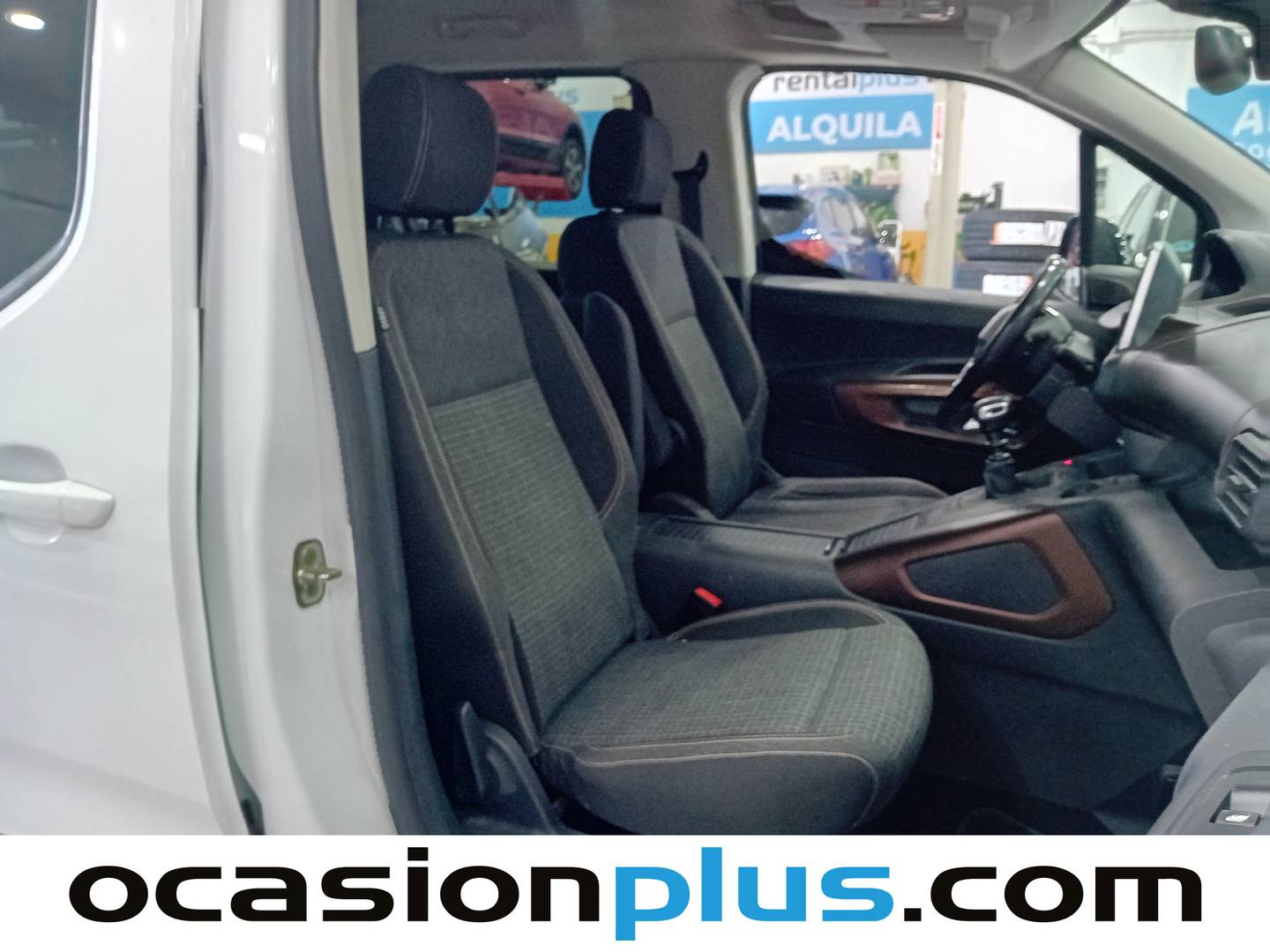 Foto Peugeot Rifter Peugeot Rifter BlueHDi 130 GT Line Standard  (130 CV)