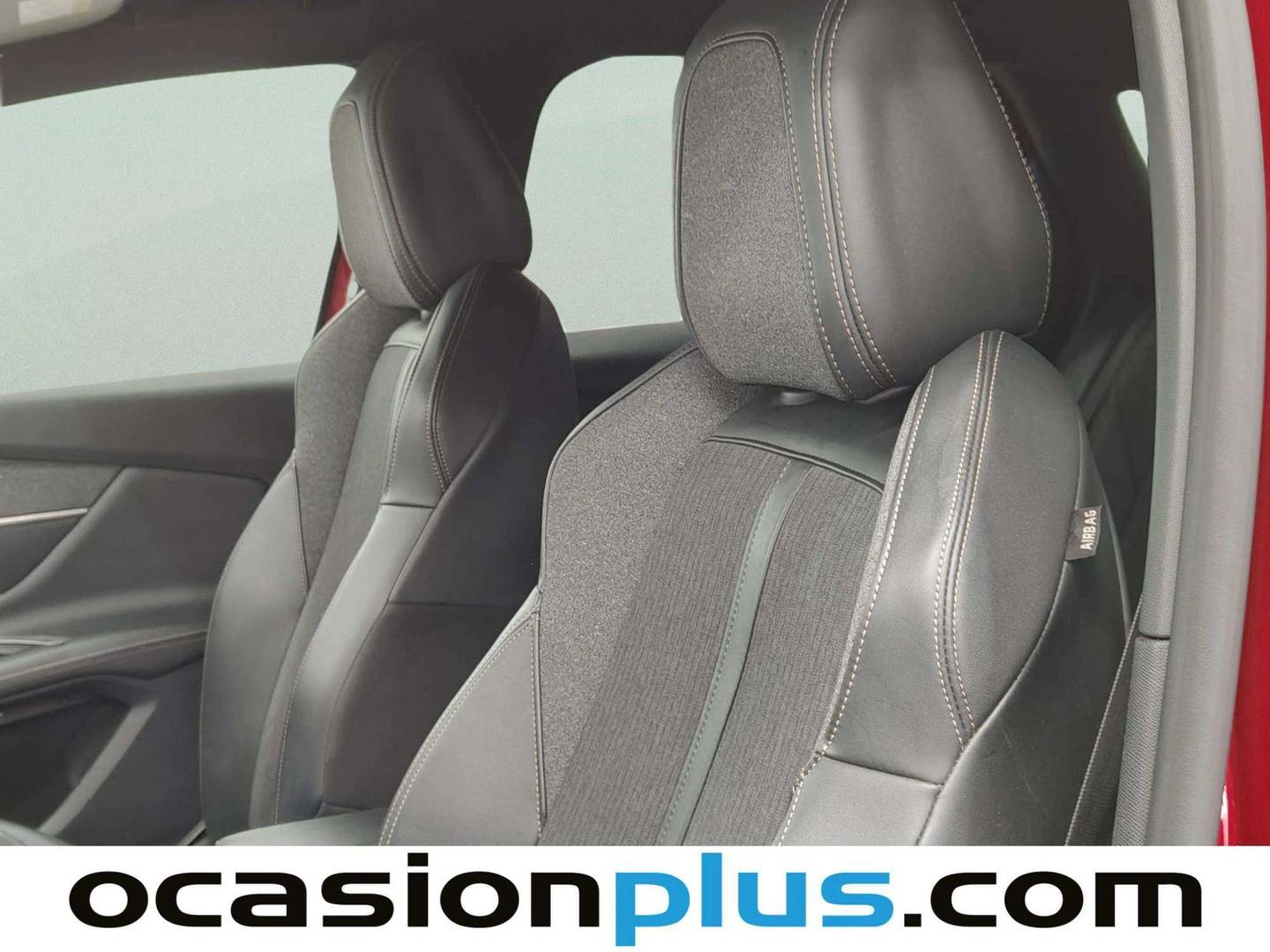 Foto asientos delanteros Peugeot 3008 Peugeot 3008 PureTech 130 S&S GT Line EAT8 (130 CV)