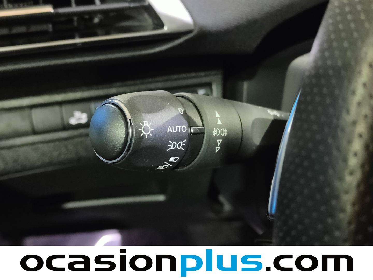 Foto Peugeot 3008 Peugeot 3008 PureTech 130 S&S GT Line EAT8 (130 CV)