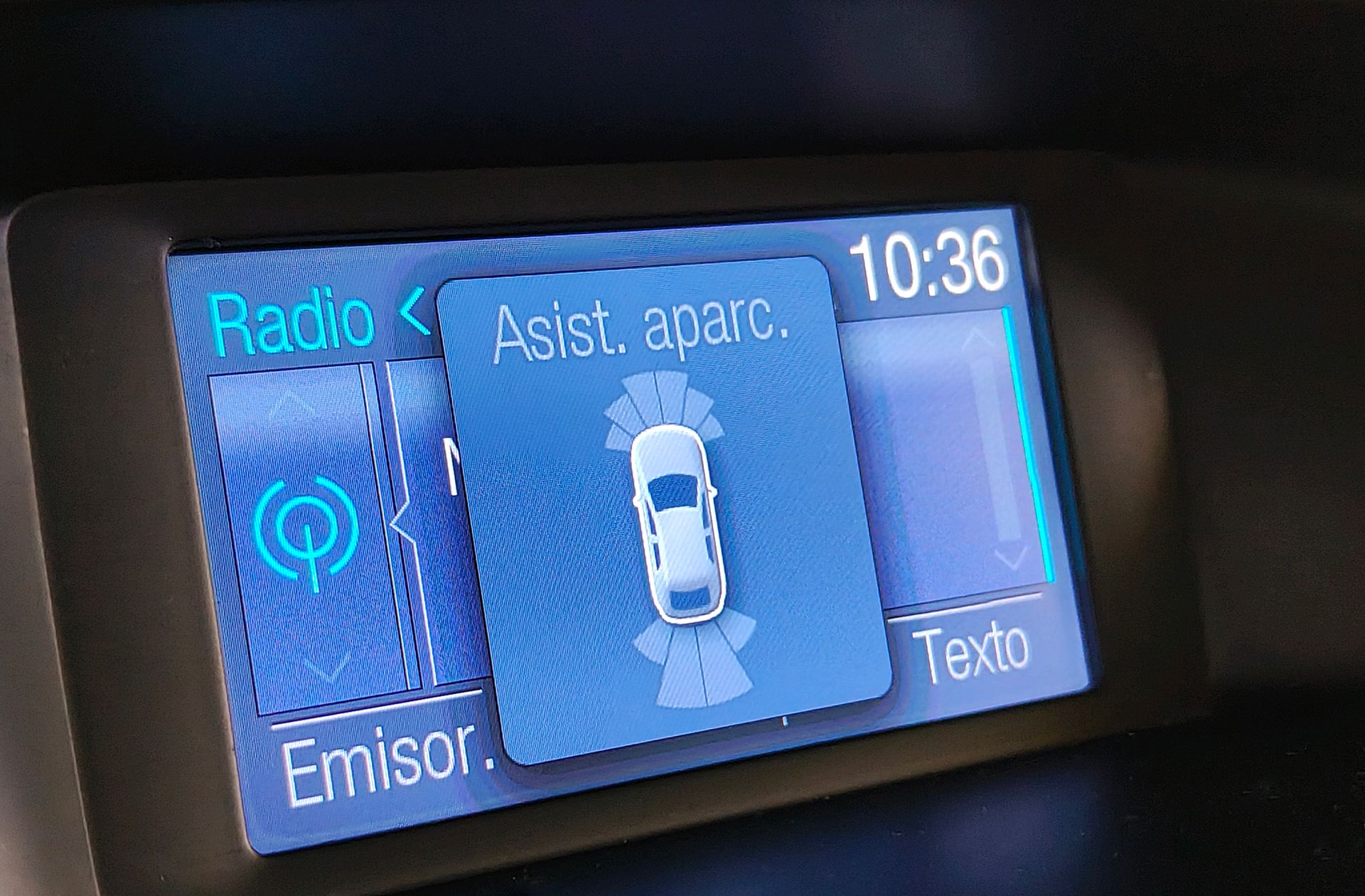 Ford Focus 1.0 EcoBoost Titanium - foto 7