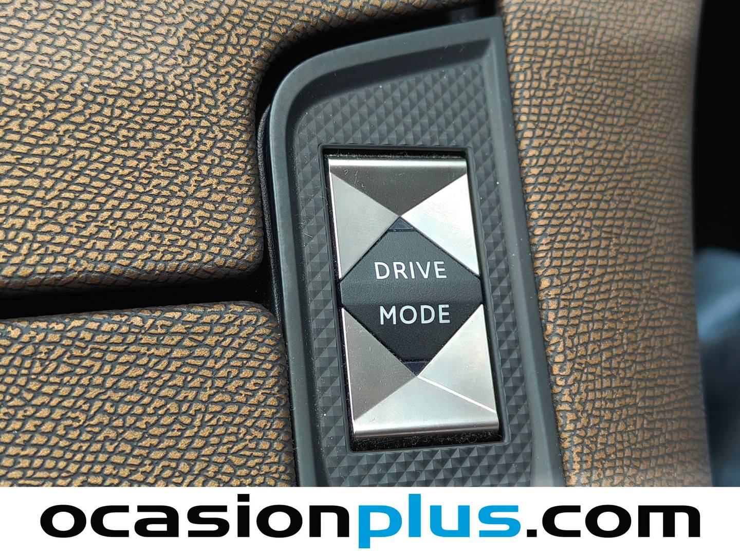 DS DS 7 Crossback DS DS7 Crossback BlueHDi 180 So Chic Auto (180 CV) seminuevo