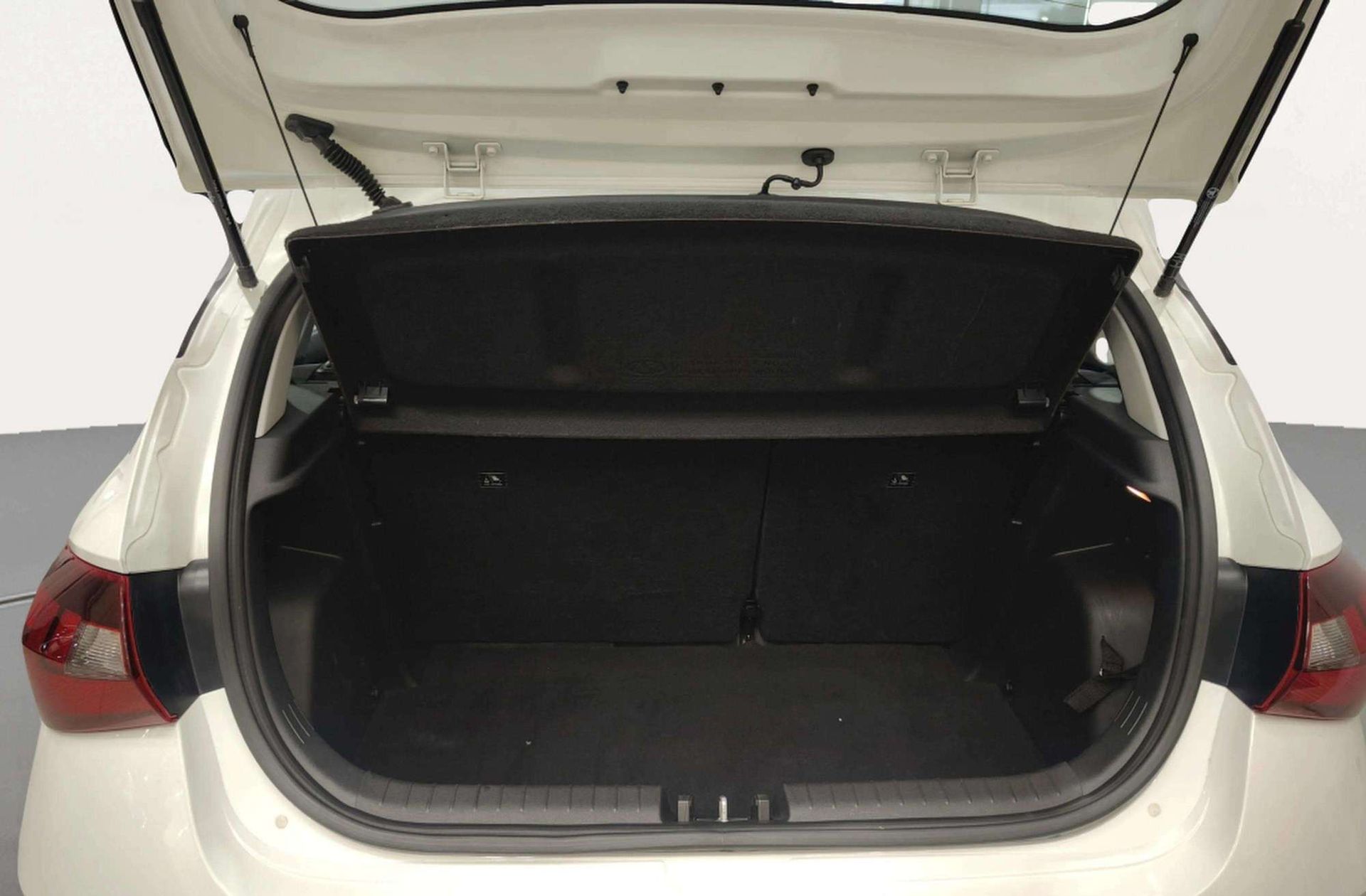 Hyundai i20 1.0 T-GDi Klass - foto 16