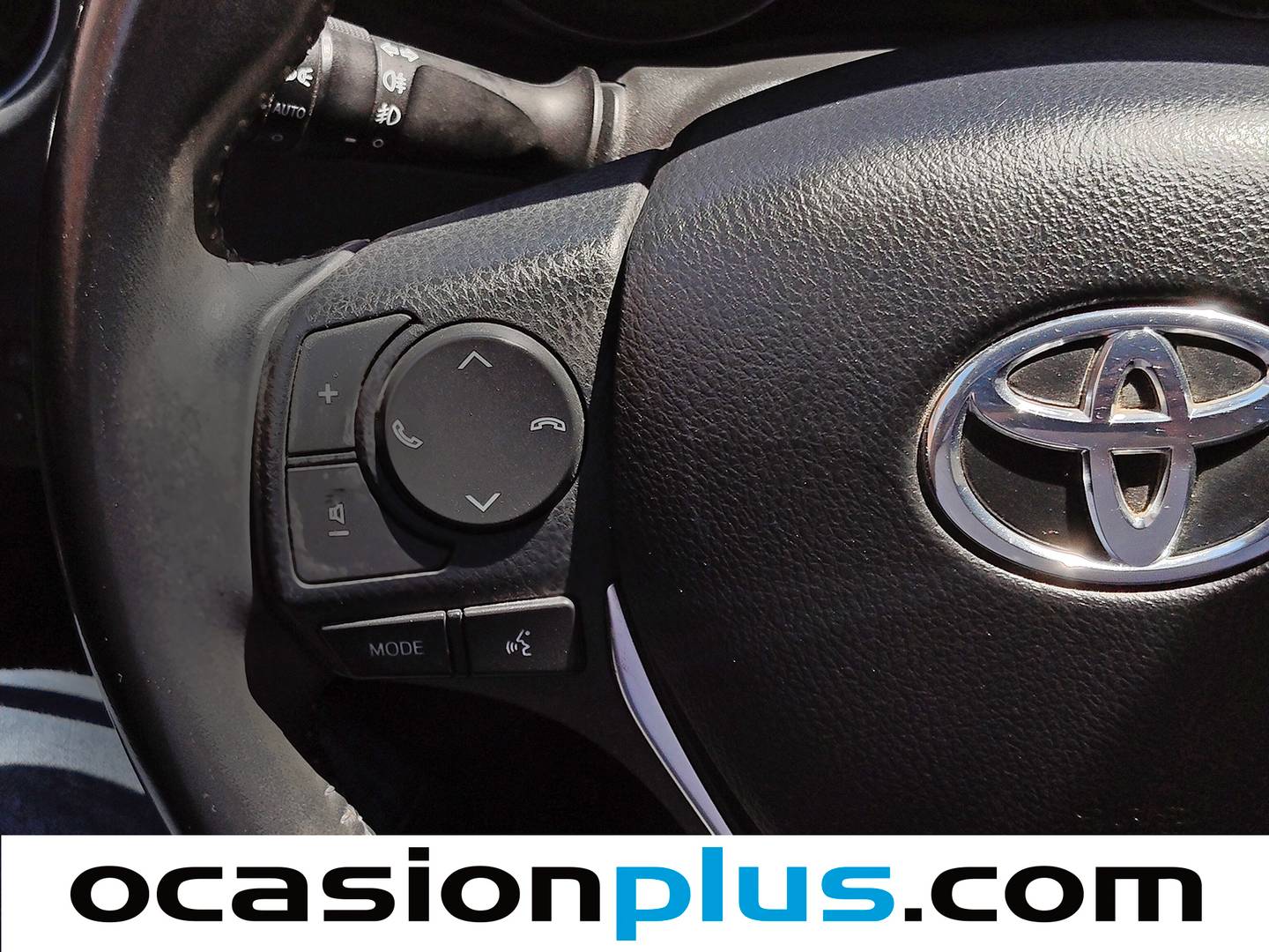 Toyota Auris Toyota Auris 1.8 Hybrid Active (136 CV) 136cv
