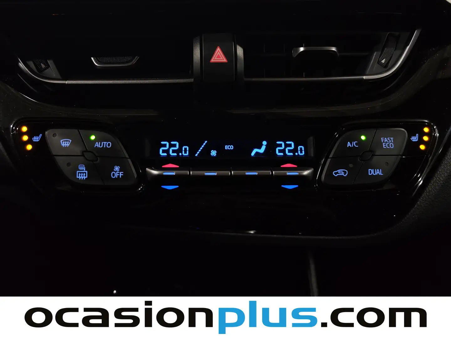 Foto Toyota C-HR Toyota C-HR 1.8 125H Advance Plus Luxury (122 CV)