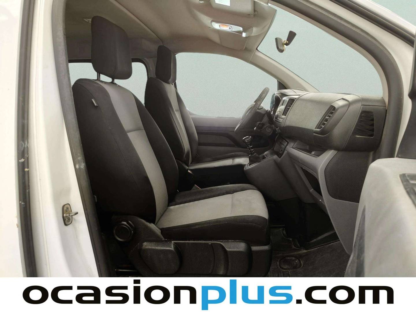 Fotos maletero Peugeot Expert Peugeot Expert Combi BlueHDi 120 S&S Standard (120 CV)