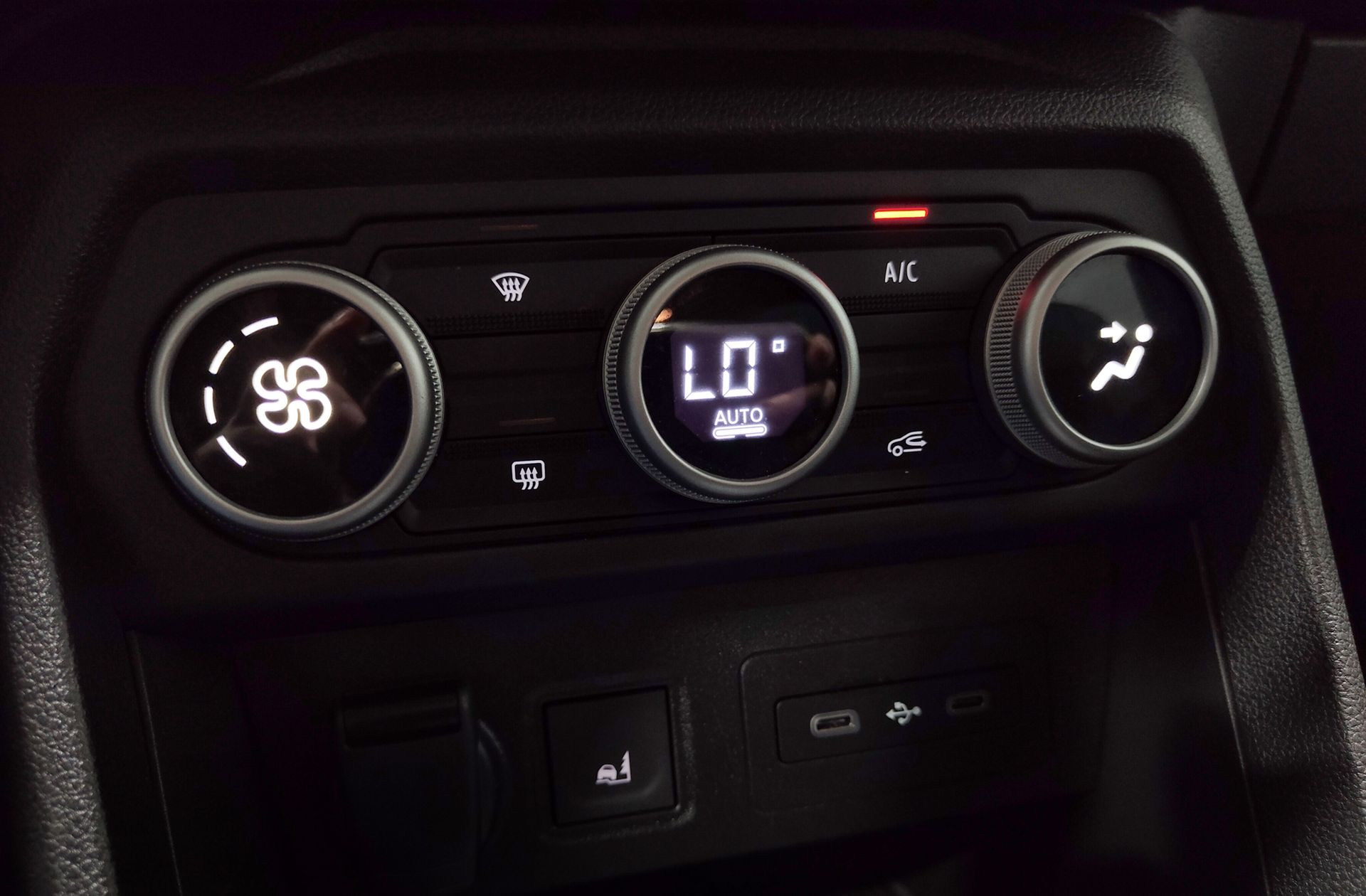 Dacia Jogger Extreme Hybrid 7 plazas - foto 30