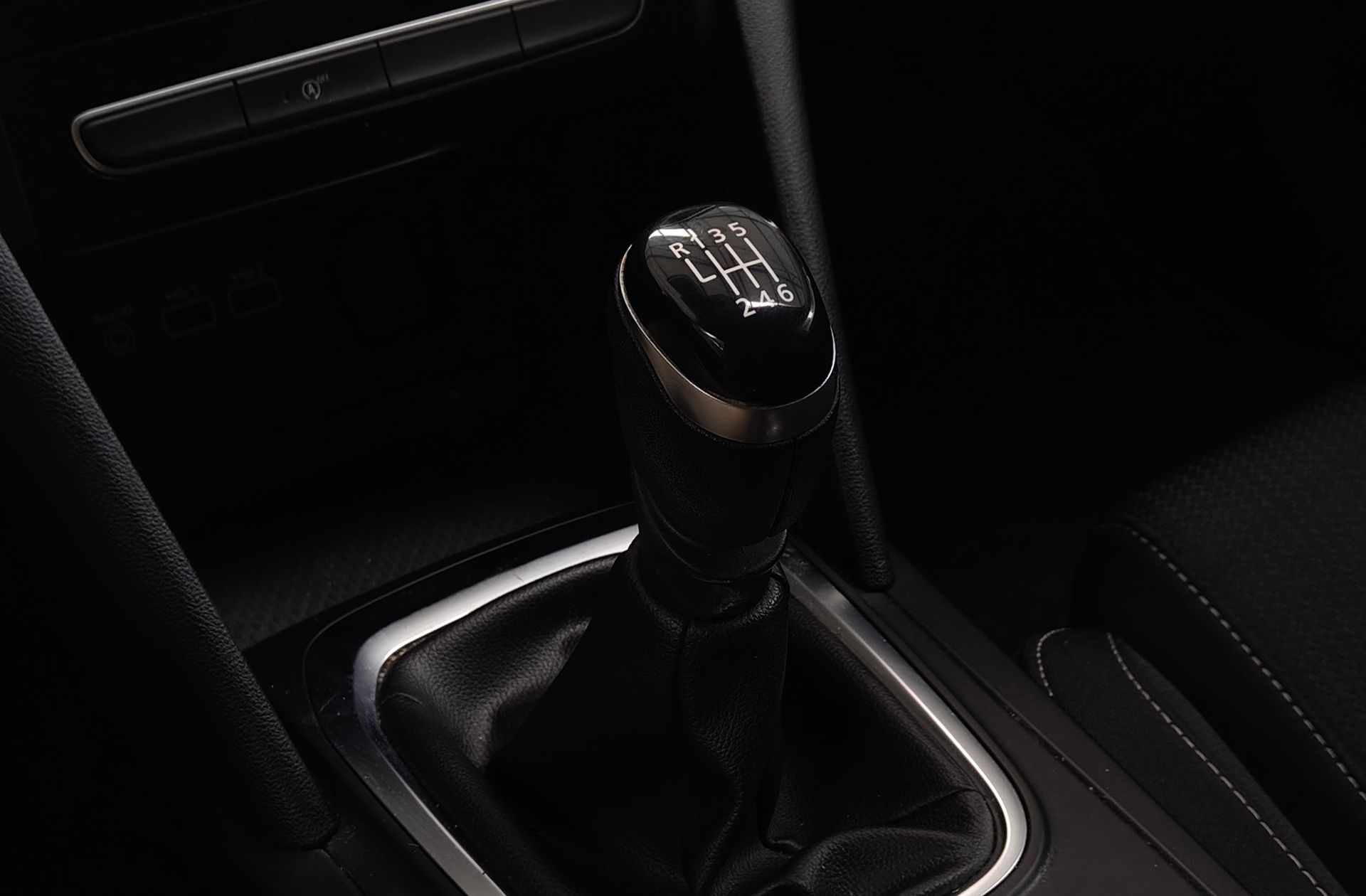 Renault Mégane Intens TCe GPF - foto 5