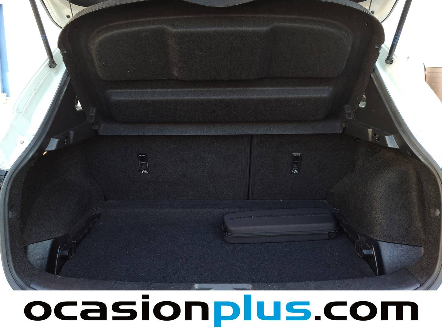 Fotos maletero Nissan QASHQAI Nissan Qashqai DIG-T 140 N-Connecta 4x2 (140 CV)