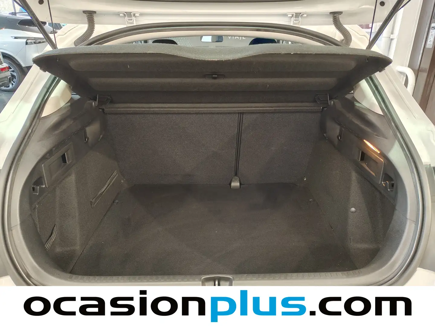 Foto Citroën C4 Citroen C4 PureTech 110 Live Edition  (110 CV)