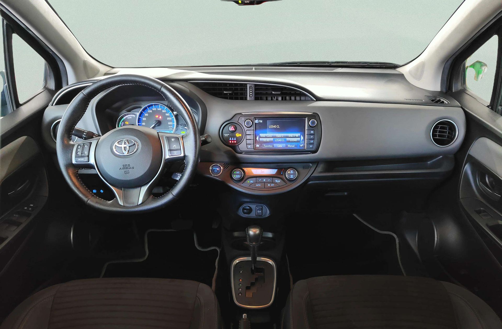 Toyota Yaris 1.5 Hybrid Advance - foto 6