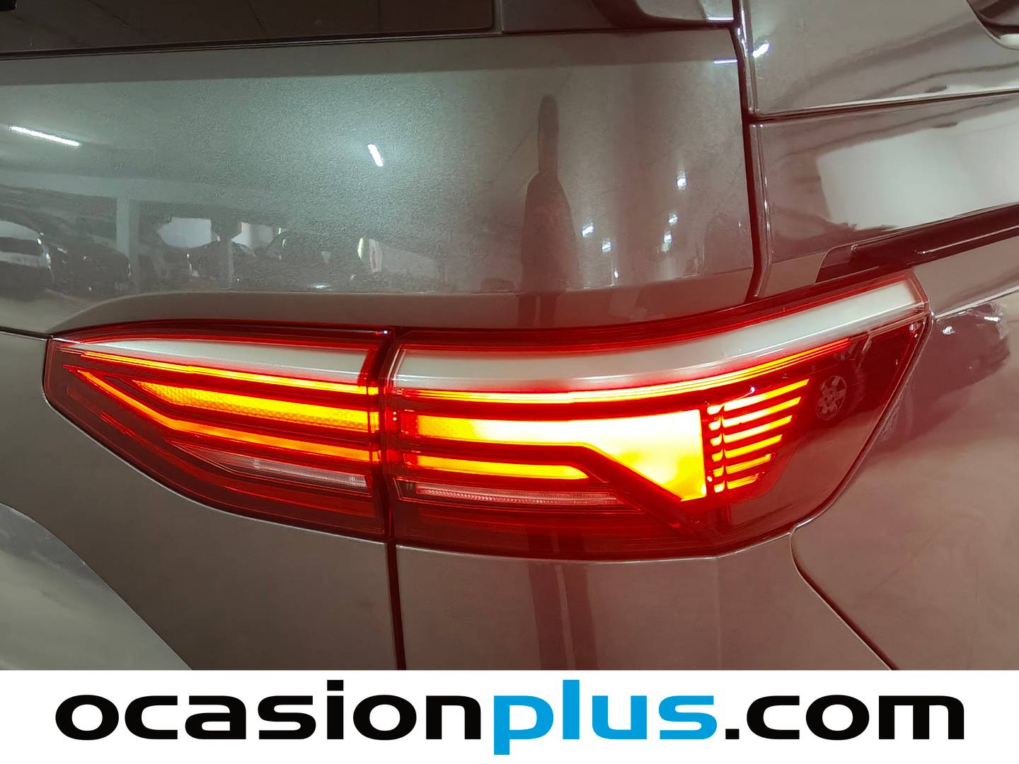 Volkswagen Multivan Volkswagen Multivan 1.4 TSI PHEV Batalla Corta (218 CV) DSG 7 Plazas híbrido enchufable