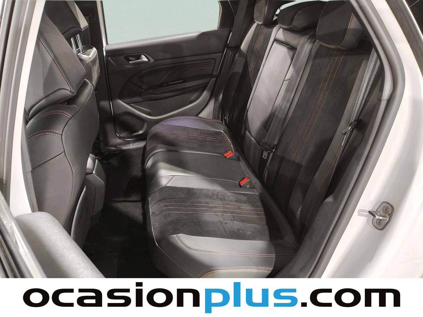 Foto asientos traseros Peugeot 308 Peugeot 308 SW SW GT Pack BlueHDi 130 S&S EAT8 (130 CV)