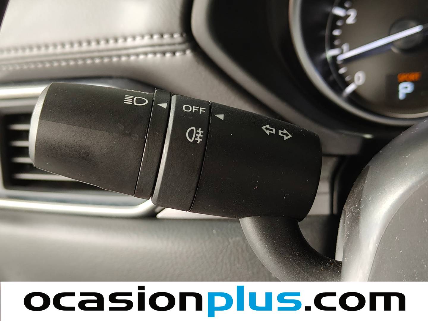 Foto Mazda CX-5 Mazda CX-5 2.0 MHEV Center-Line Plus AT (165 CV)