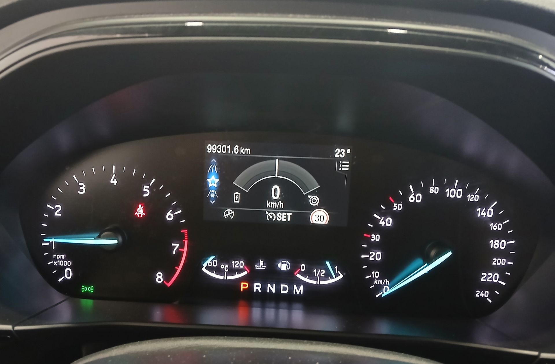 Ford Focus 1.0 EcoBoost MHEV ST-Line - foto 23