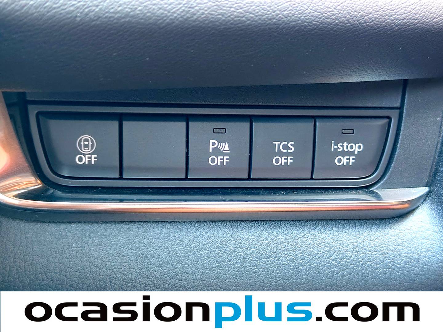 Equipamiento del Mazda CX-30 Mazda CX-30 2.0 Skyactiv-G Evolution 2WD AT (122 CV)