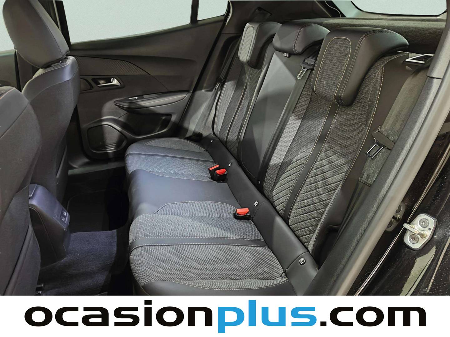 Foto Peugeot 2008 Peugeot 2008 PureTech 100 S&S Allure (100 CV)