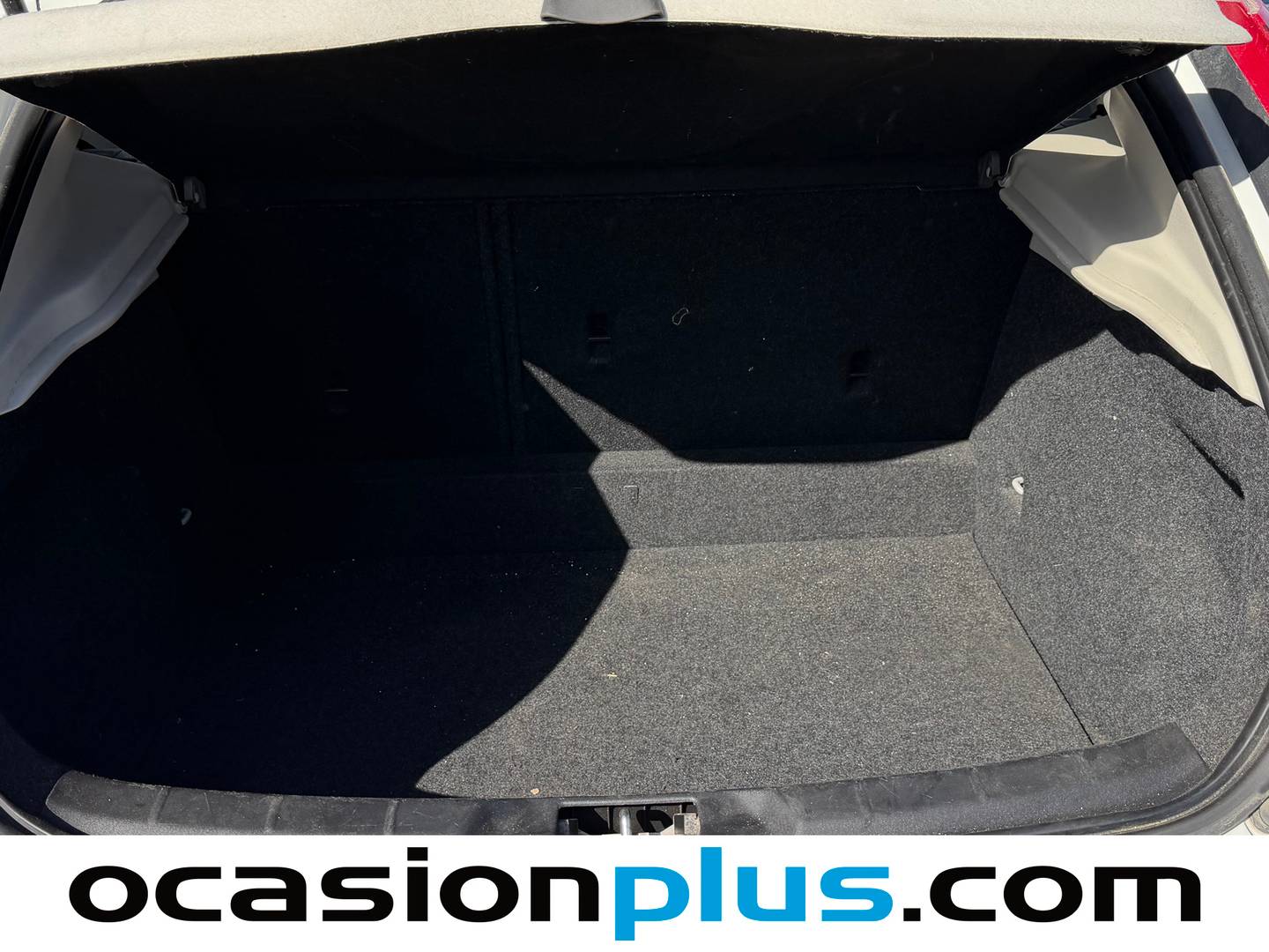 Foto Volvo V40 Volvo V40 D3 Momentum Auto (150 CV)