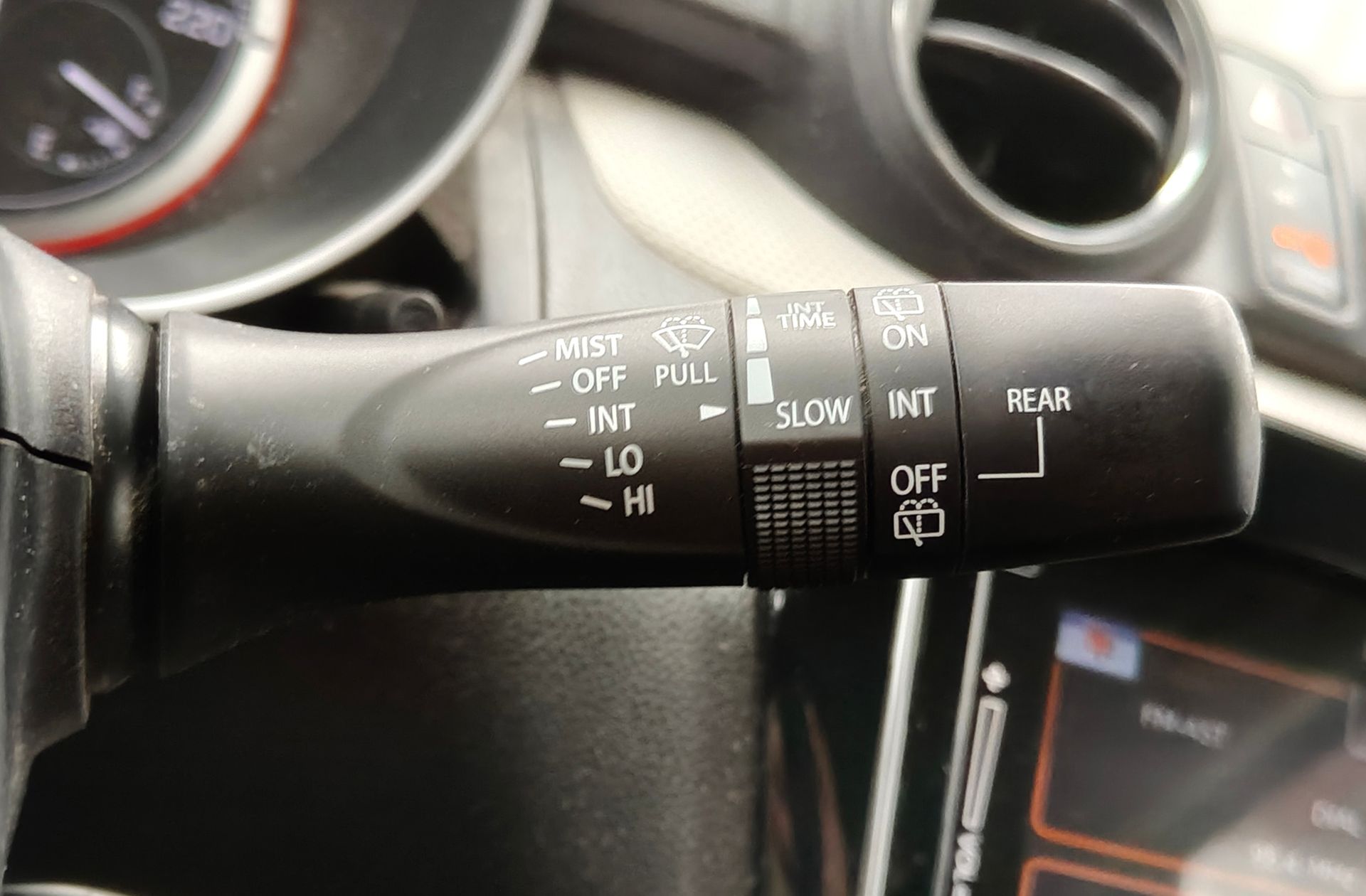 Suzuki Swift 1.2 GLE Mild Hybrid - foto 30