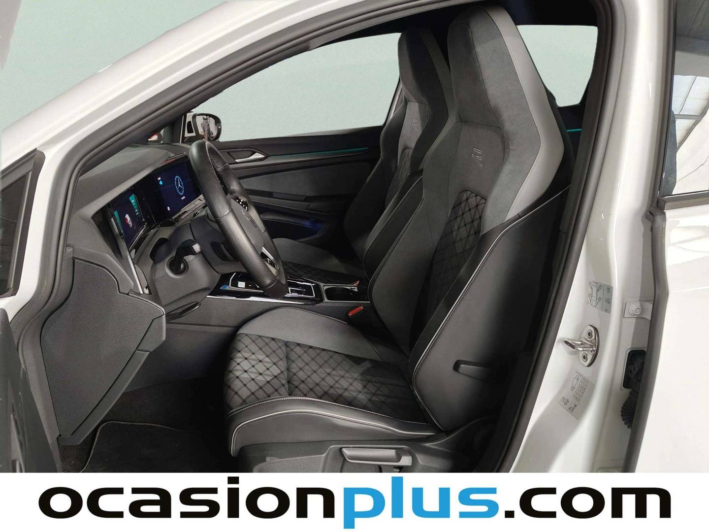 Foto asientos delanteros Volkswagen Golf Volkswagen Golf R-Line 1.5 eTSI (150 CV) DSG