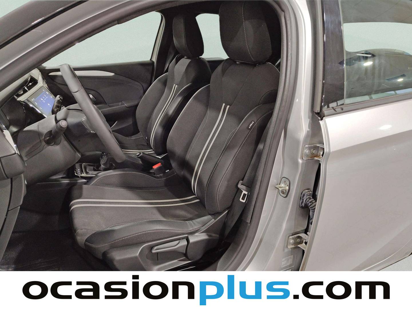 Foto asientos delanteros Opel Corsa Opel Corsa 1.2 T XHL GS (100 CV)