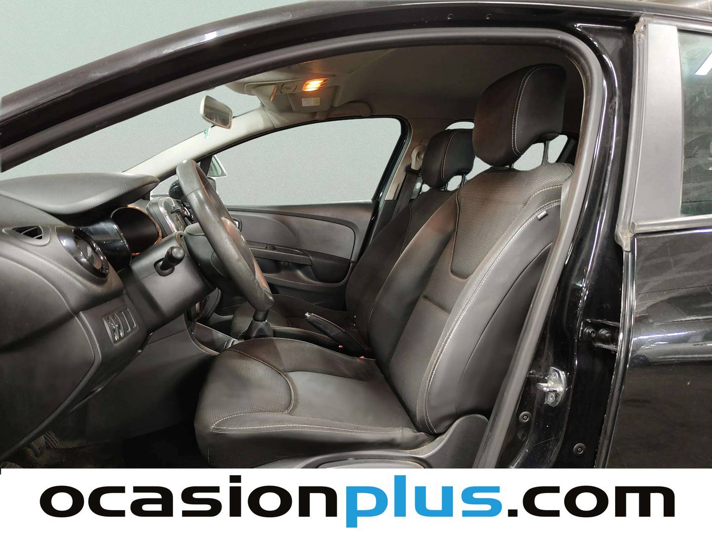 Foto asientos delanteros Renault Clio Renault Clio Expression 1.2 16v (75 CV)