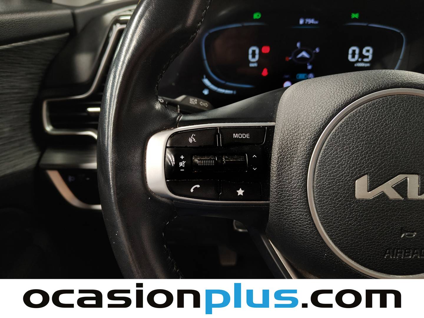 Foto KIA Sportage Kia Sportage 1.6 CRDi MHEV Business 4x2 (136 CV)