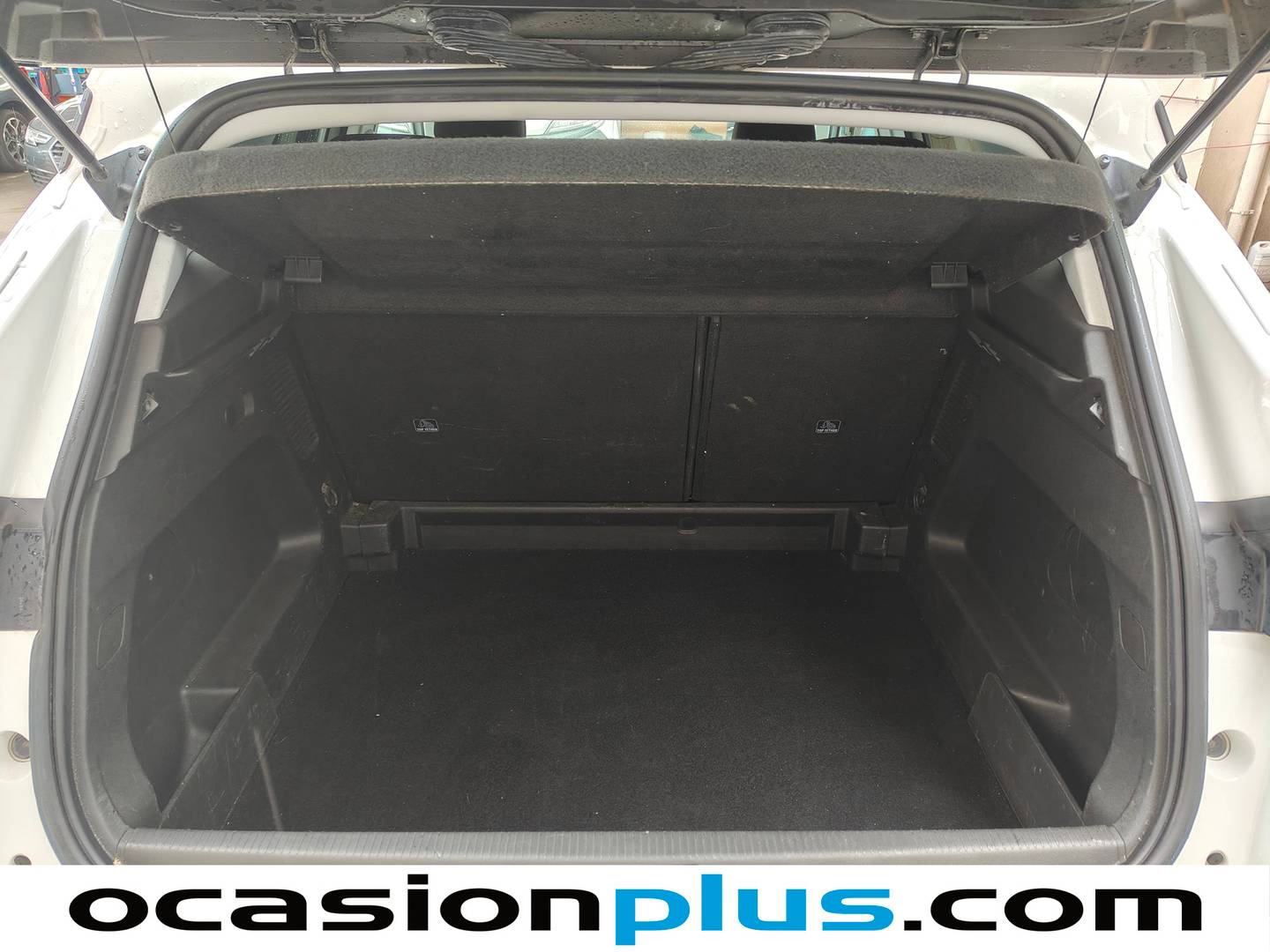 Fotos maletero Opel Grandland X Opel Grandland X 1.2 Turbo Selective (130 CV)