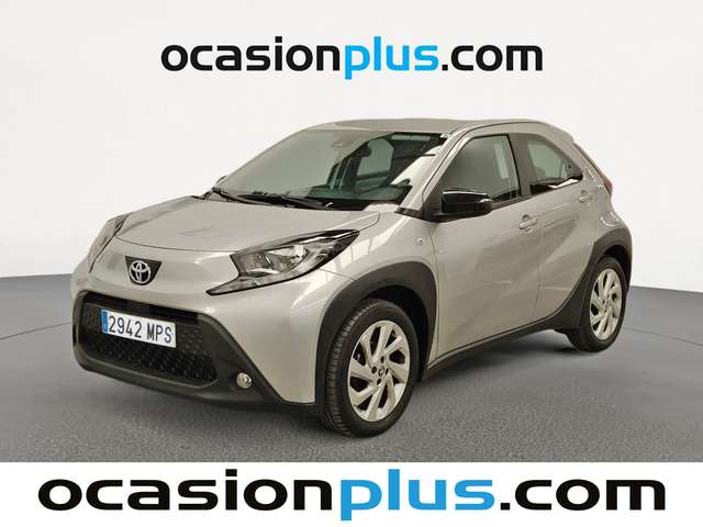 Toyota Aygo X Cross 1.0 VVT-I Play (72 CV) de segunda mano