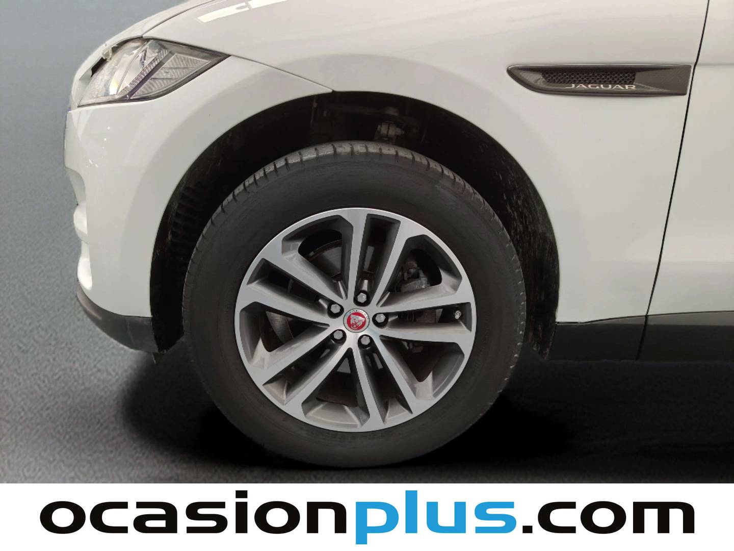 Foto Jaguar F-Pace Jaguar F-PACE 2.0L i4D Pure AWD Auto (180 CV)