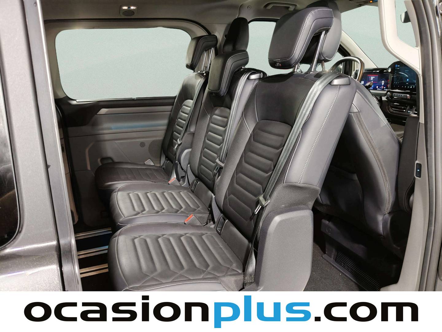 Fotos maletero Ford Tourneo Custom Ford Tourneo Custom 2.0 Ecoblue L1 Titanium X Auto (170 CV) 7 Plazas