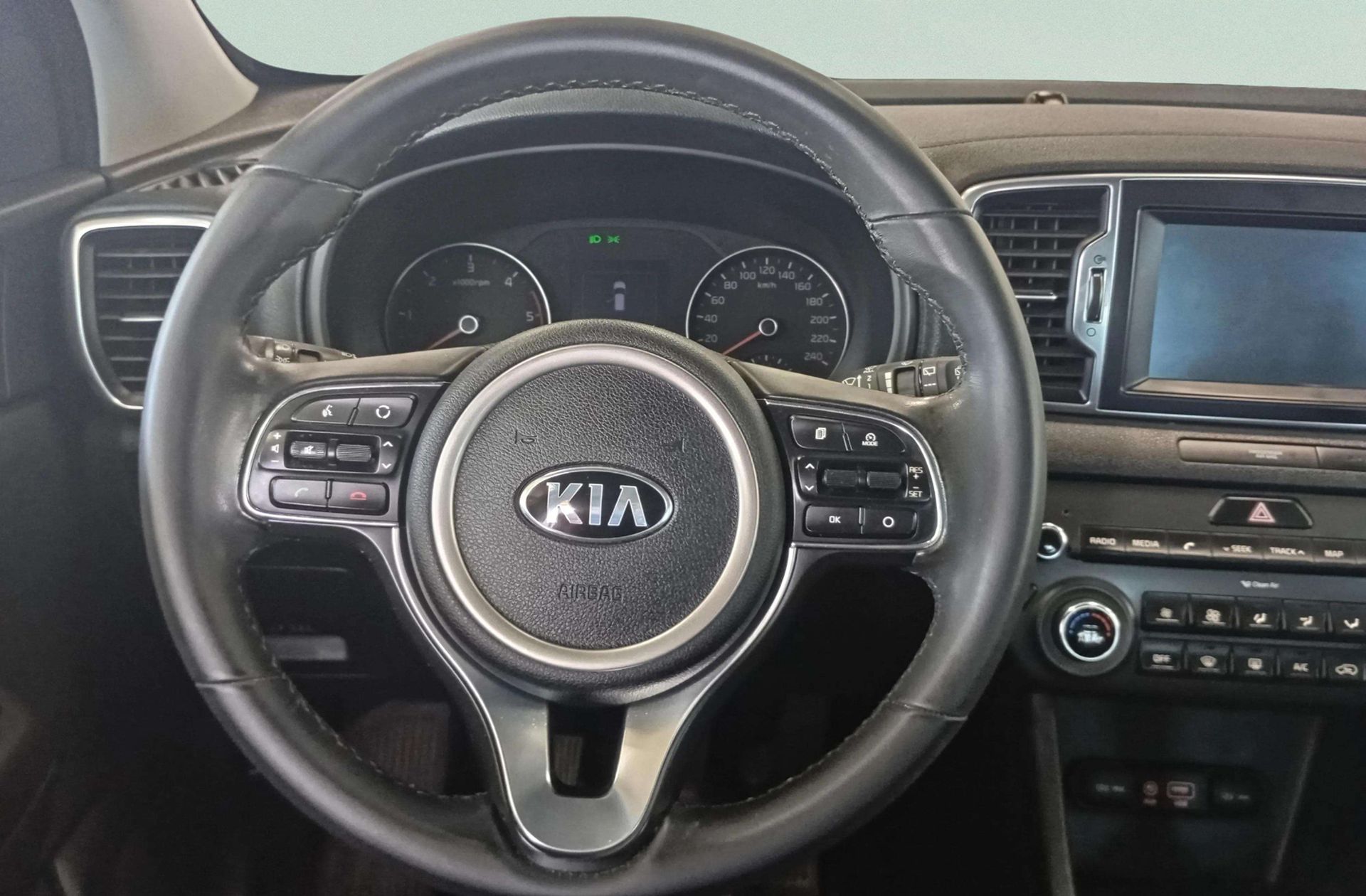 Kia Sportage 1.7 CRDi VGT Eco-Dynamics x-Tech17 4x2 - foto 20