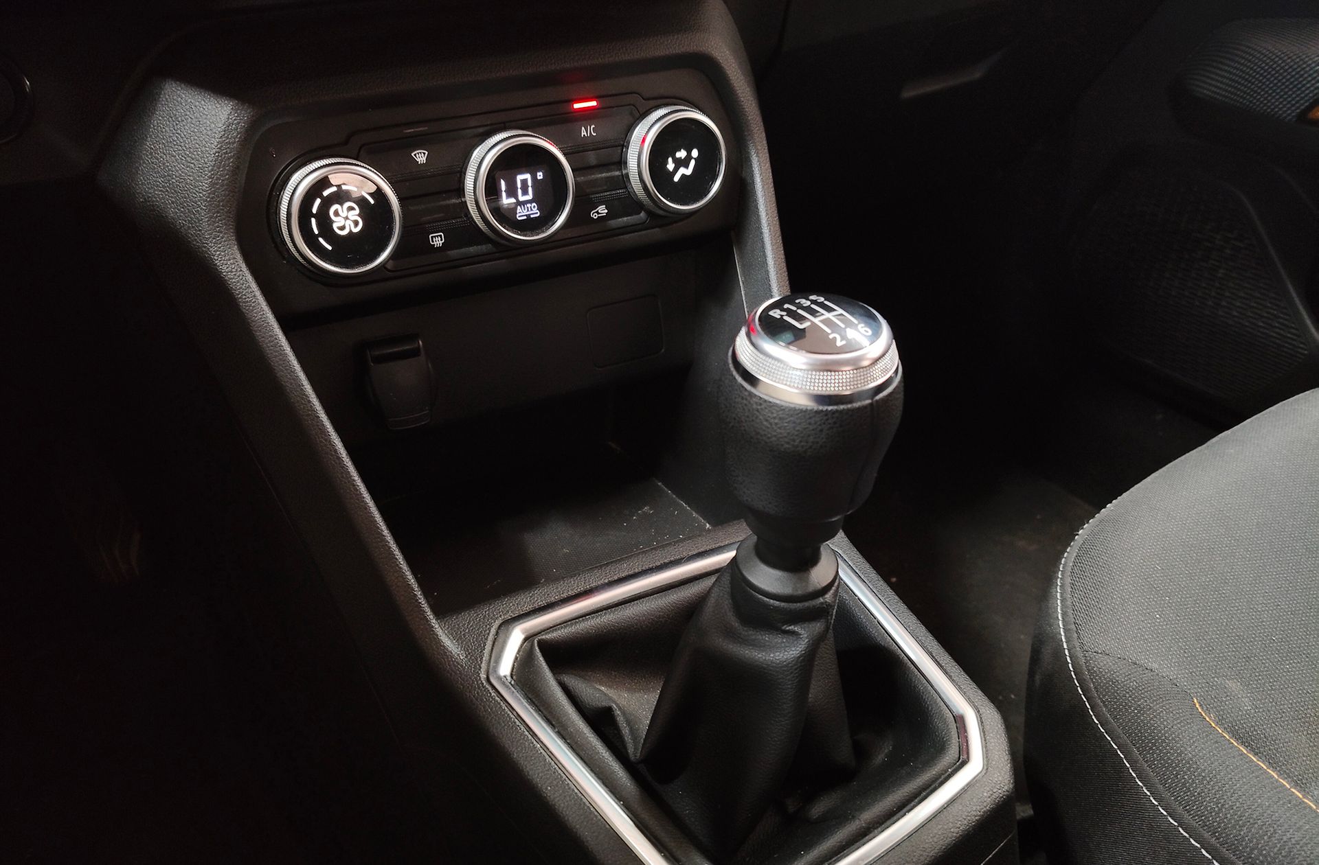 Dacia Sandero Stepway Comfort TCe - foto 5