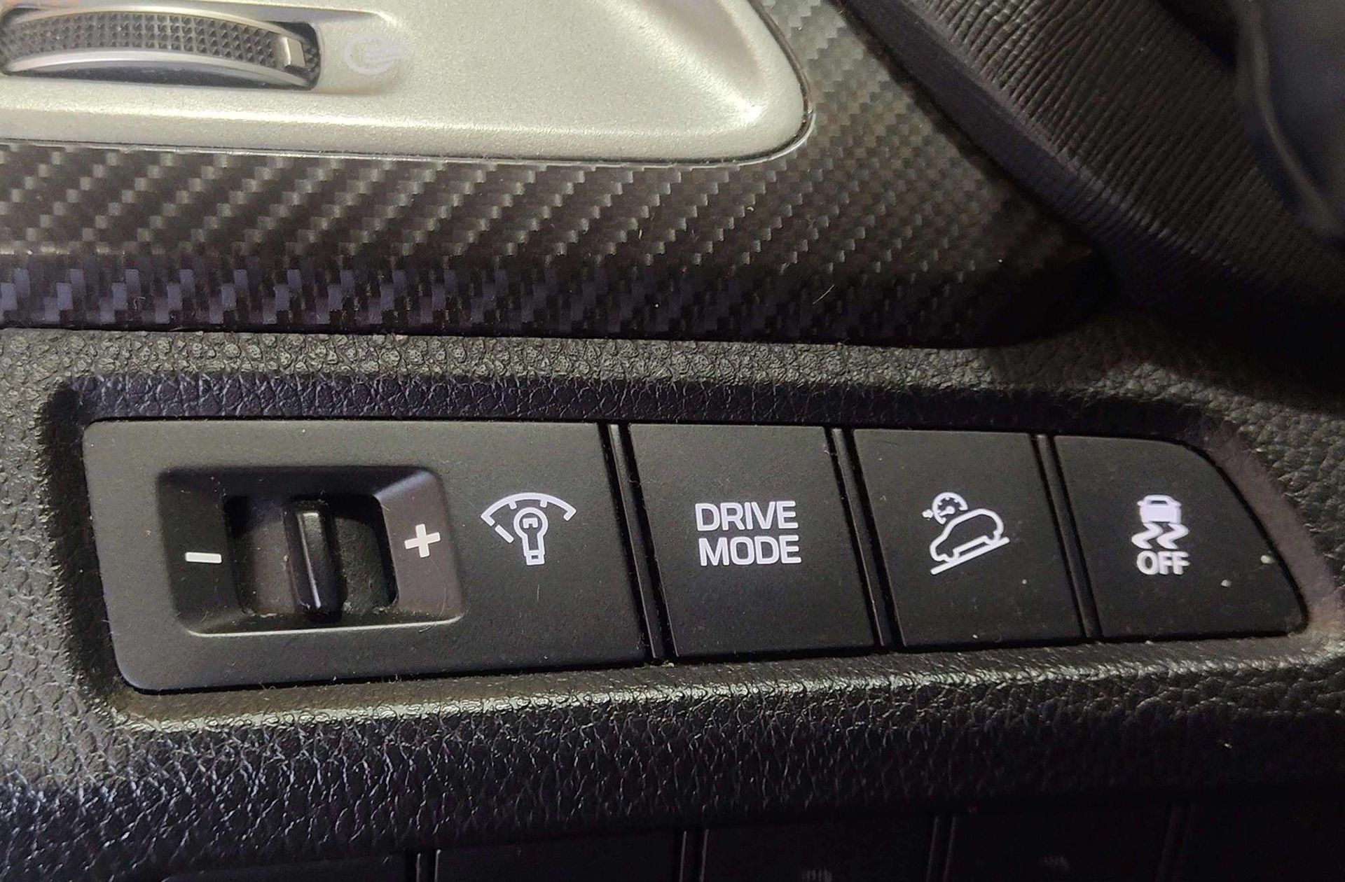 Hyundai Santa Fe 2.2 CRDi Tecno 4x2 7 plazas - foto 30