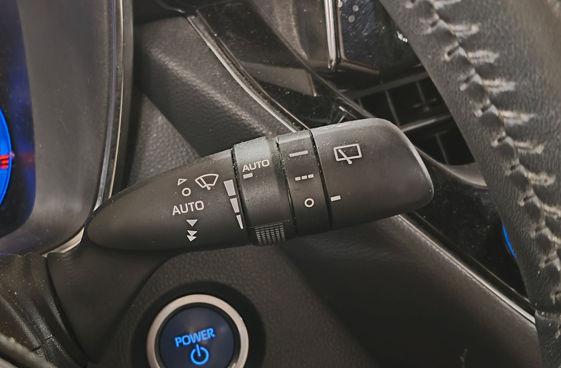 Toyota Corolla 125H Active Tech E-CVT - foto 25