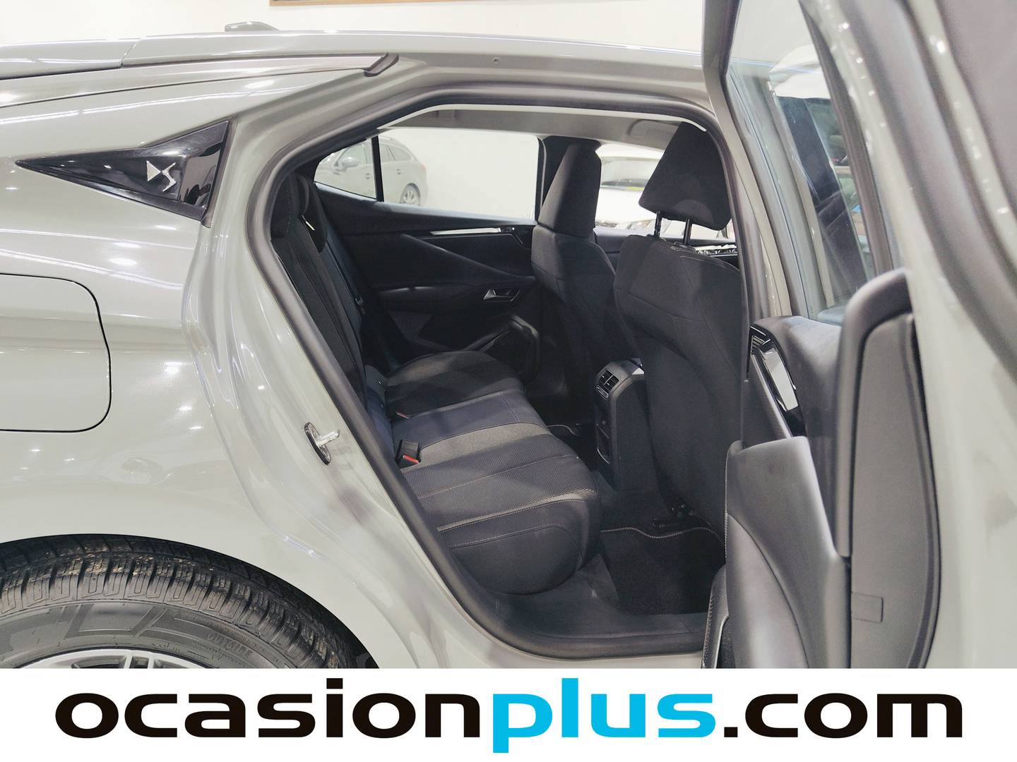 Foto DS DS 4 DS DS4 PureTech 130 Bastille Auto (130 CV)