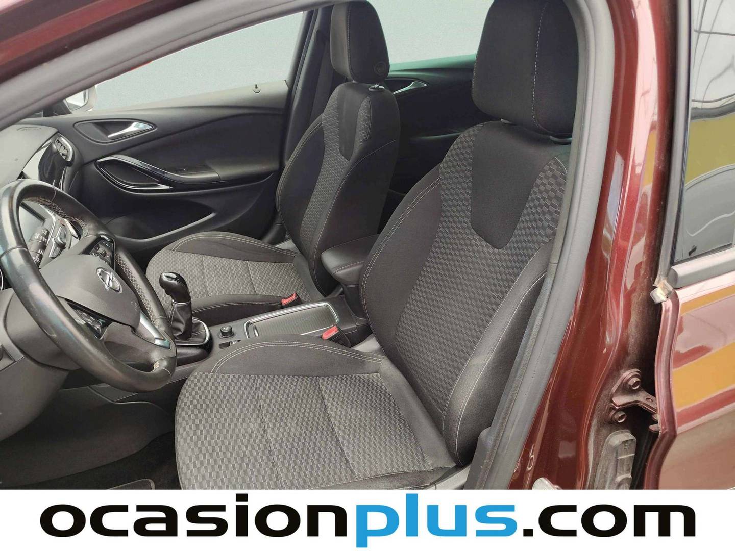 Foto asientos delanteros Opel Astra Opel Astra 1.4 Turbo S&S Dynamic  (150 CV)