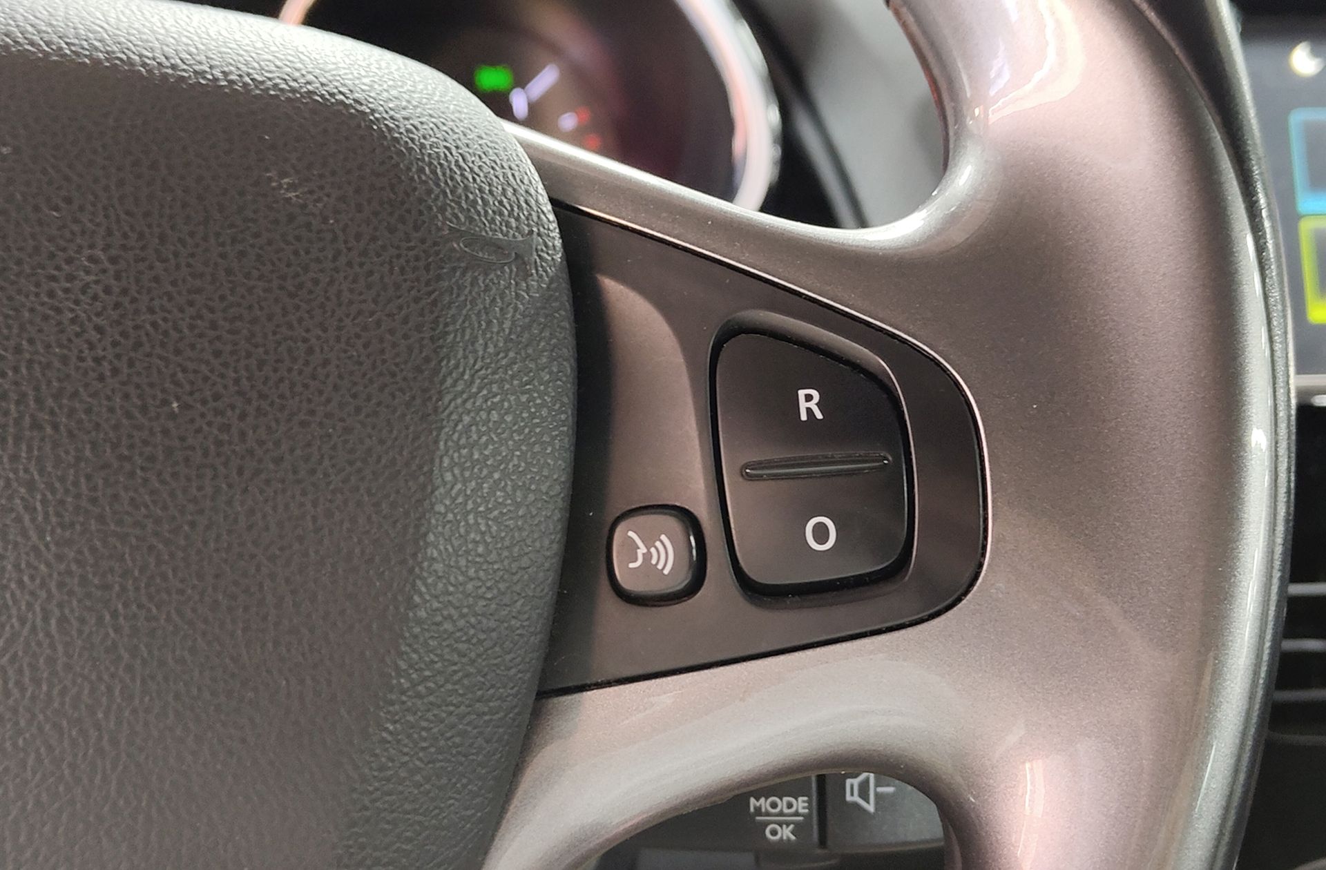 Renault Clio Limited Energy TCe - foto 25