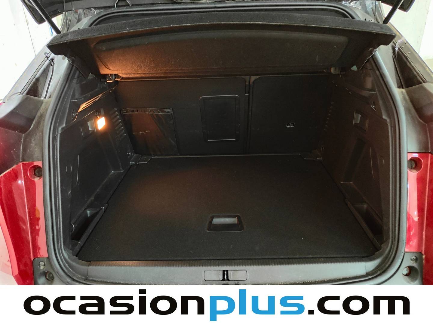 Foto Peugeot 3008 Peugeot 3008 PureTech 130 S&S GT EAT8 (130 CV)