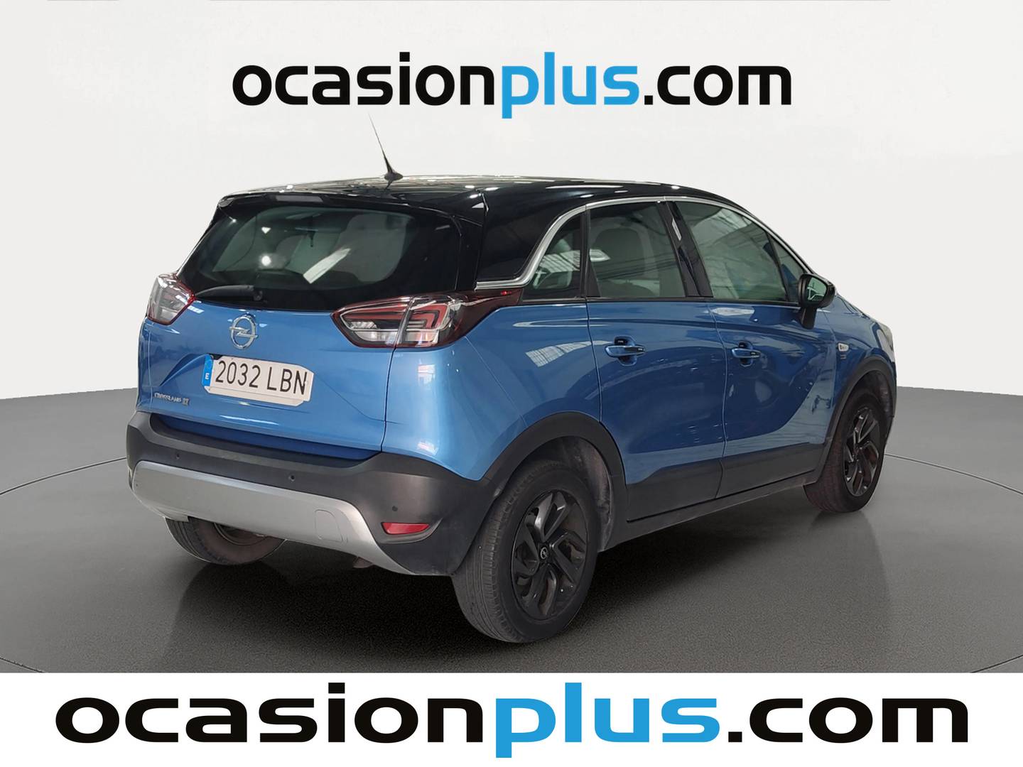 Foto trasera Opel Crossland X Opel Crossland X 1.2 Design Line 120 Aniversario (110 CV) derecha