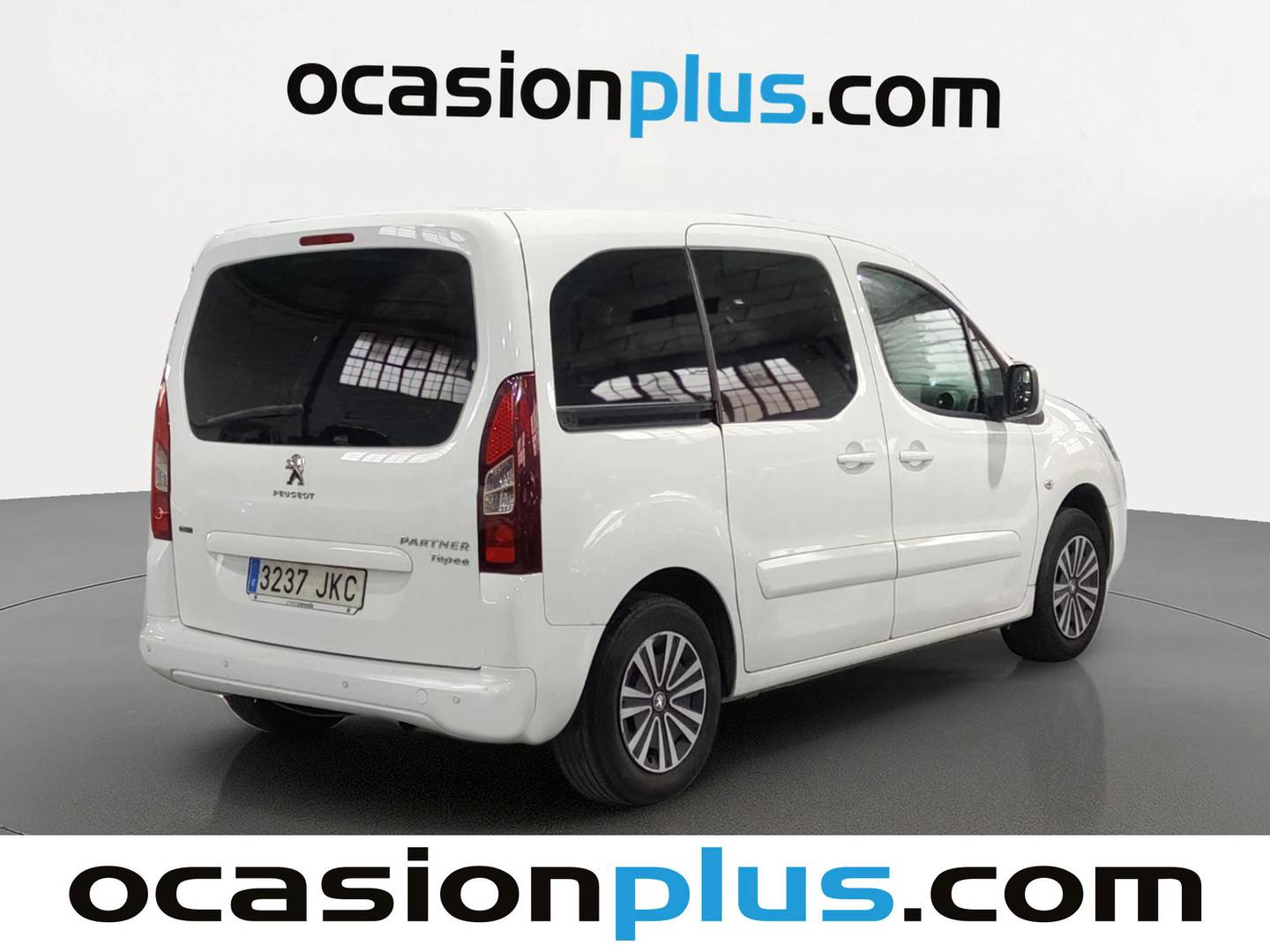 Foto trasera Peugeot Partner Peugeot Partner Tepee 1.6 BlueHDI Active (120 CV) derecha