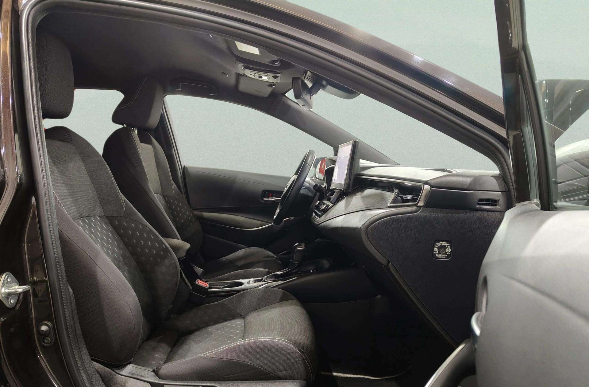 Toyota Corolla Touring Sports 140H Active Plus - foto 17
