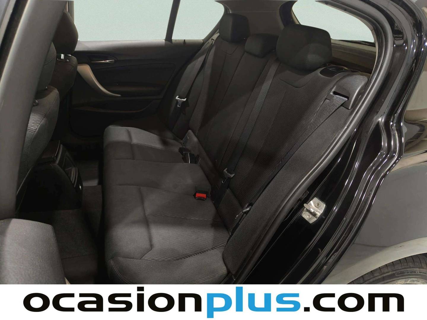 Foto asientos traseros BMW Serie 1 BMW Serie 1 118d (150 CV)