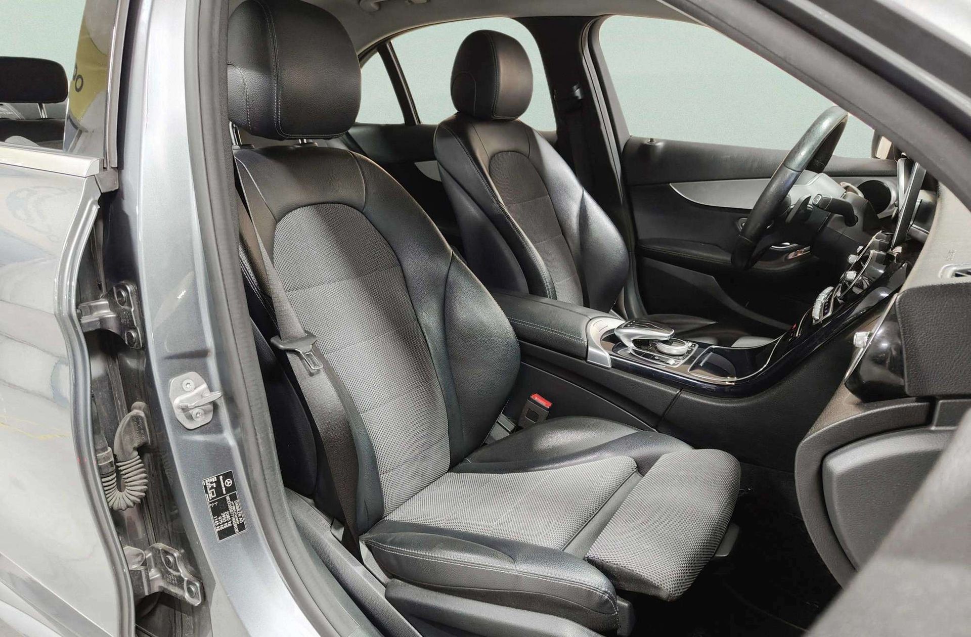 Mercedes-Benz Clase C 200 Pack AMG - foto 22