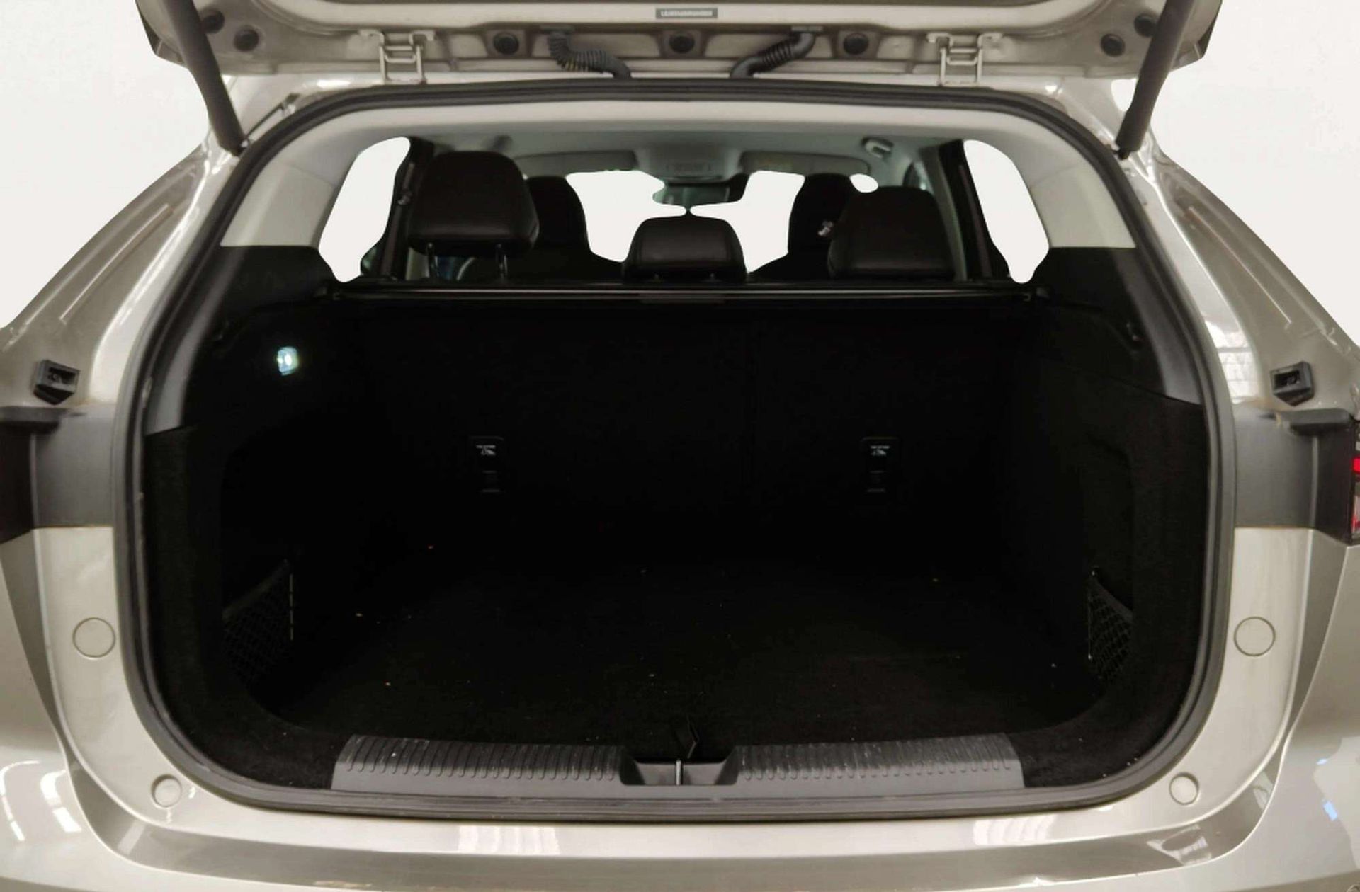 MG HS 1.5T Luxury DCT - foto 24