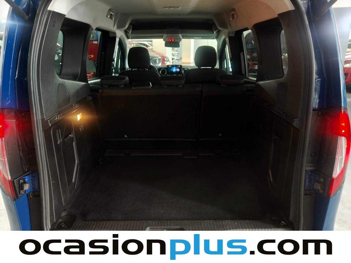 Fotos maletero Mercedes Citan Mercedes Citan Combi 110 CDI Tourer Base Largo (95 CV)