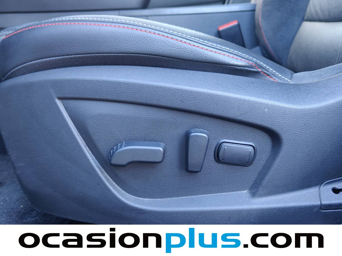 Foto Renault Arkana Renault Arkana RS Line TCe (140 CV) EDC Microhíbrido