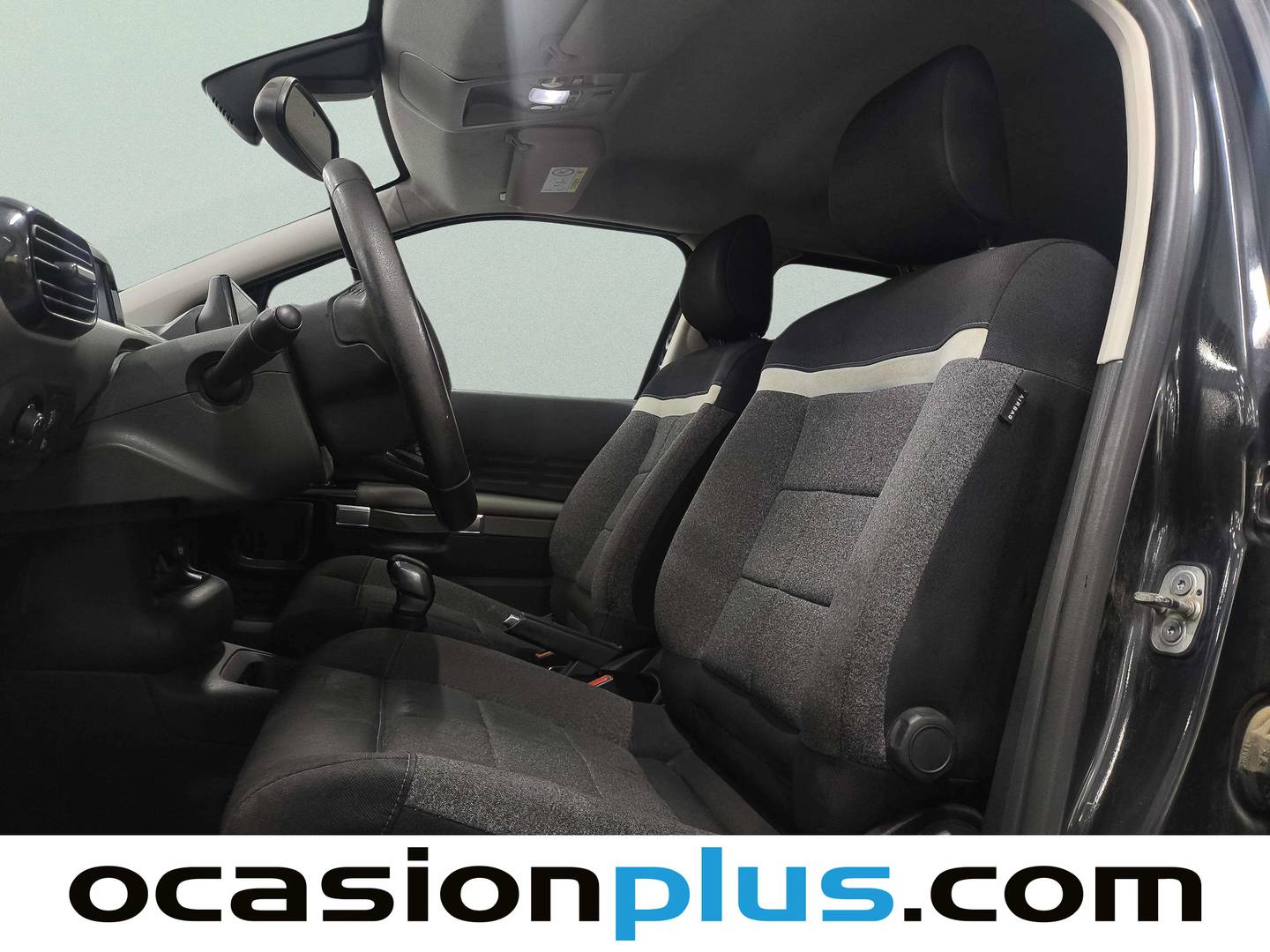Foto asientos delanteros Citroën C4 Cactus Citroën C4 Cactus BlueHDi 100 S&S Shine (100 CV)